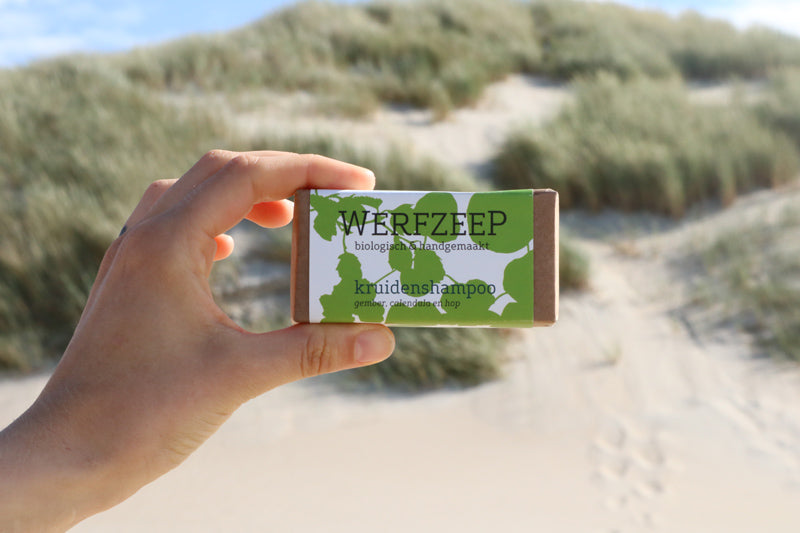 Onze nieuwe vegan shampoo: de kruidenshampoo